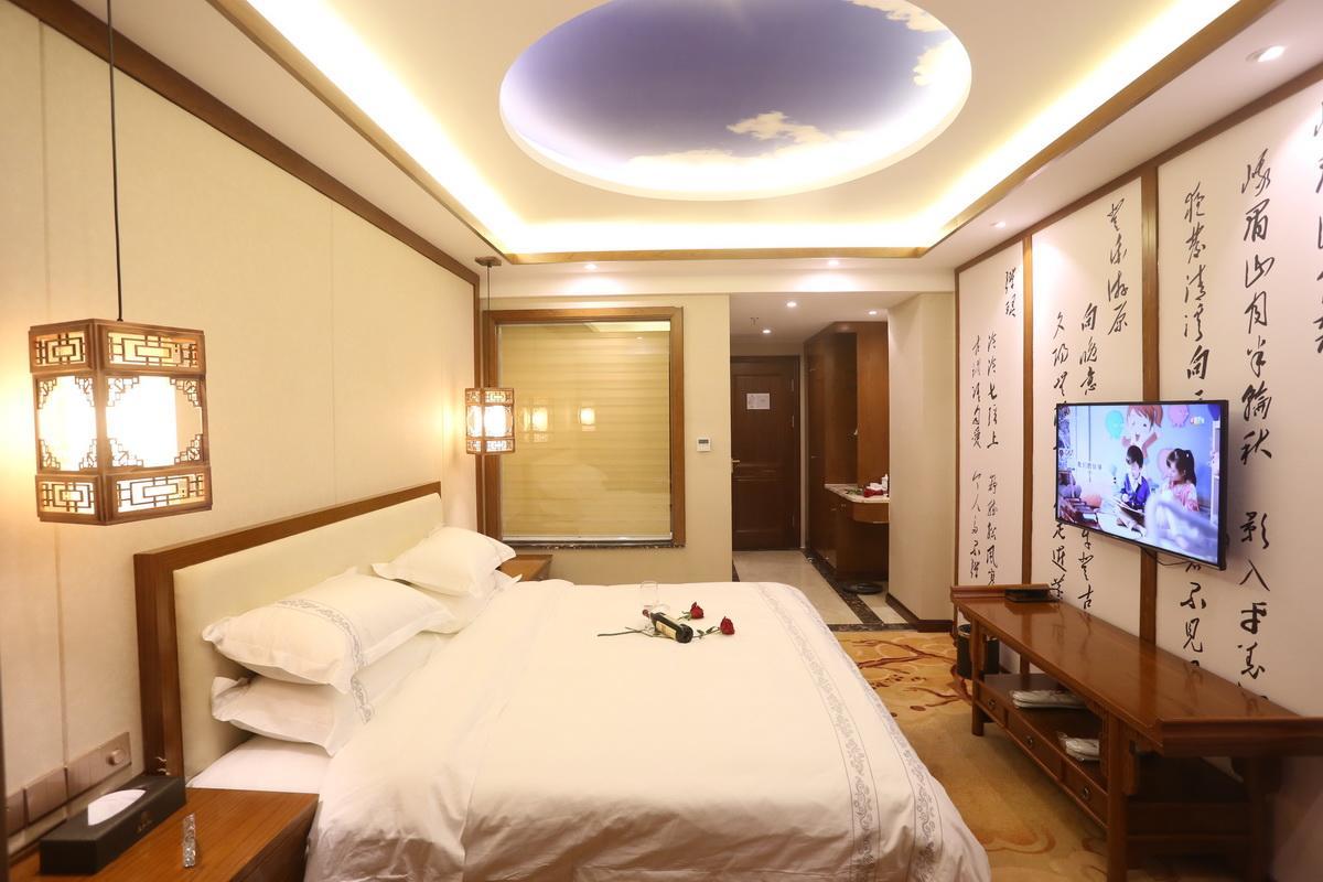 צ'נגדו Mingshan Hotel מראה חיצוני תמונה