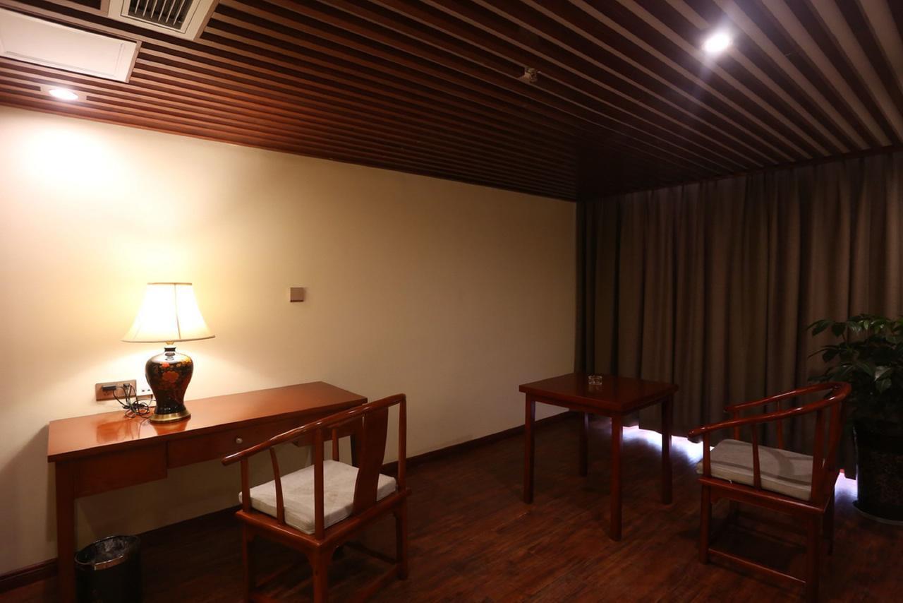 צ'נגדו Mingshan Hotel מראה חיצוני תמונה