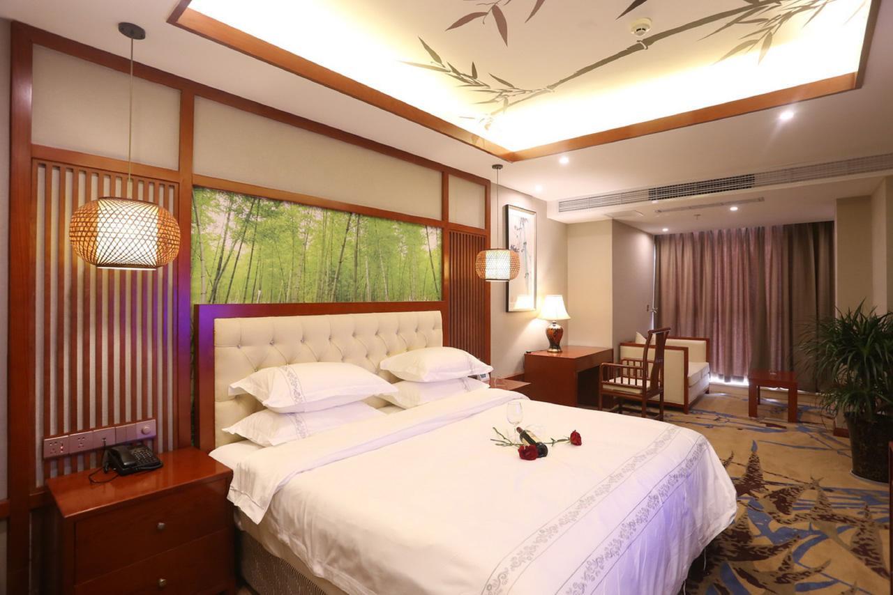צ'נגדו Mingshan Hotel מראה חיצוני תמונה