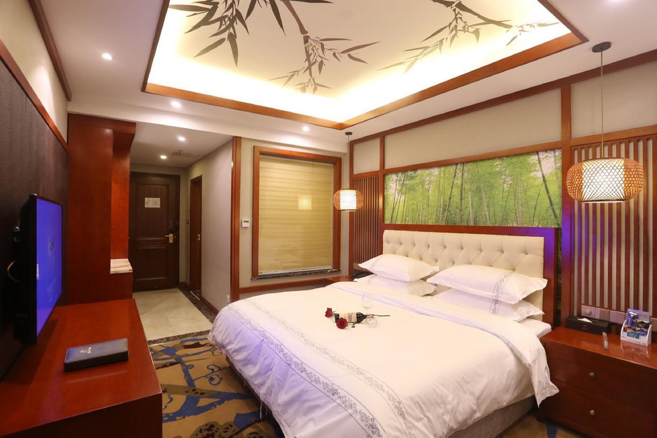 צ'נגדו Mingshan Hotel מראה חיצוני תמונה