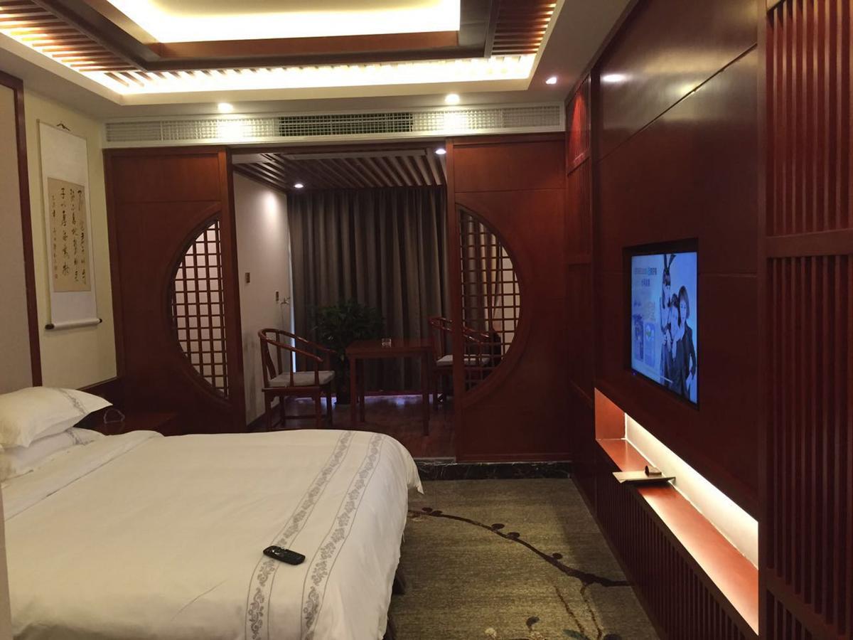 צ'נגדו Mingshan Hotel מראה חיצוני תמונה