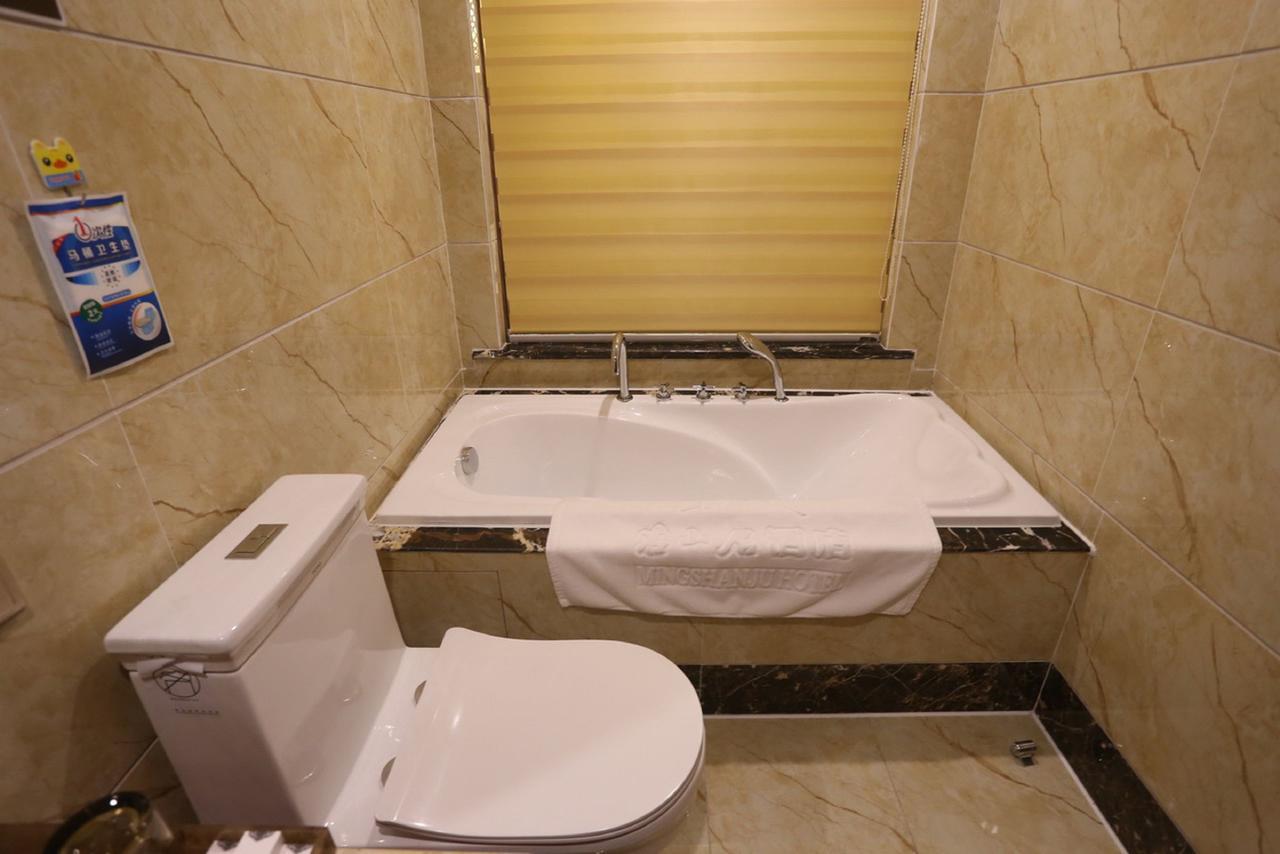 צ'נגדו Mingshan Hotel מראה חיצוני תמונה