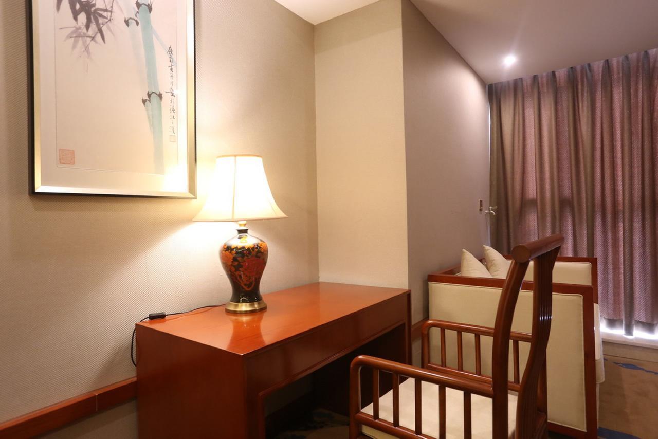 צ'נגדו Mingshan Hotel מראה חיצוני תמונה