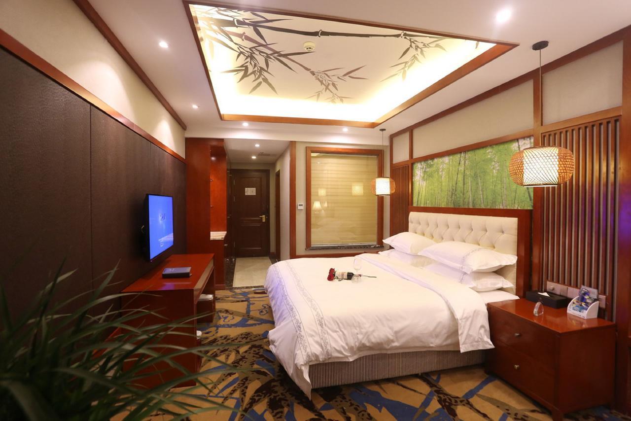 צ'נגדו Mingshan Hotel מראה חיצוני תמונה