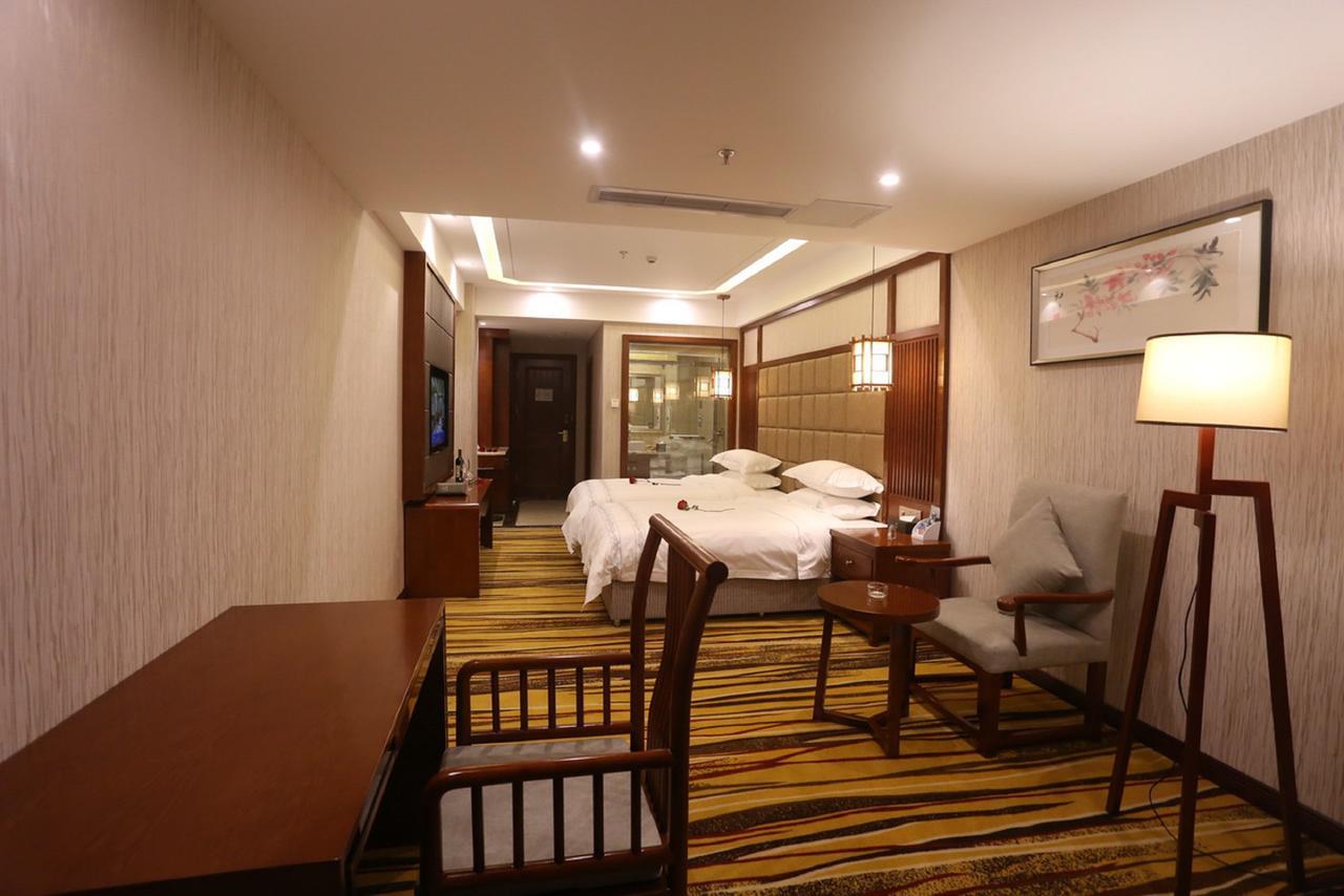 צ'נגדו Mingshan Hotel מראה חיצוני תמונה
