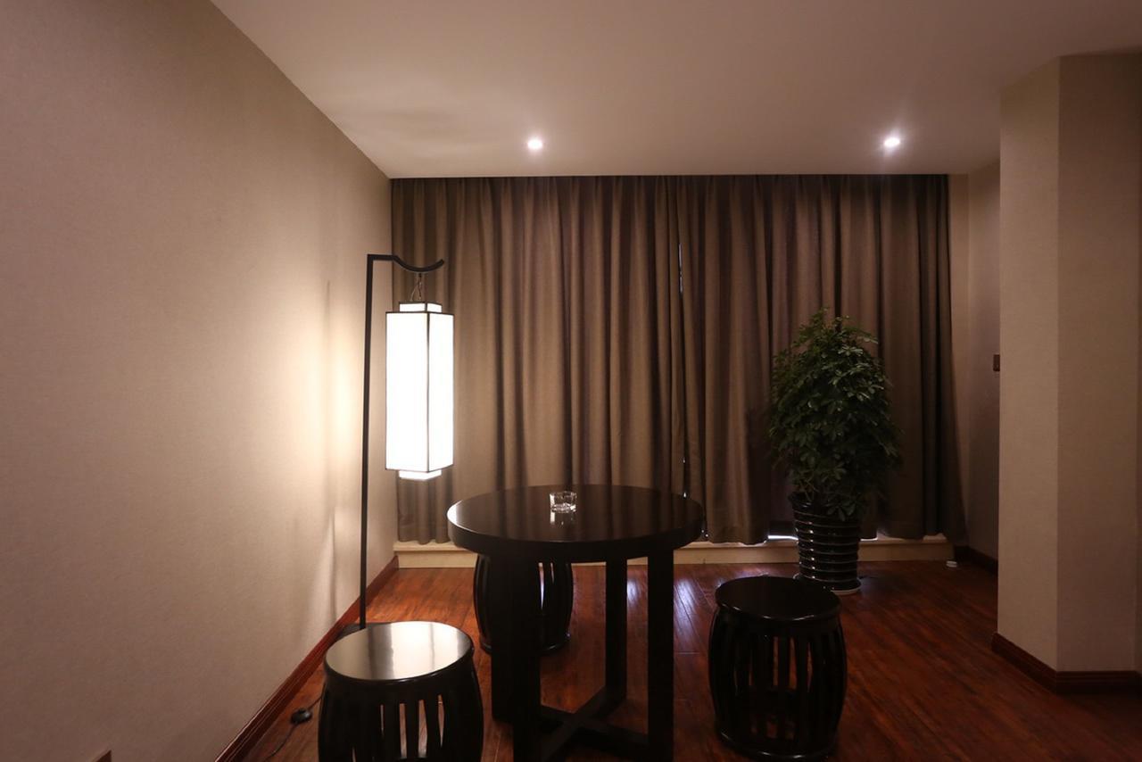 צ'נגדו Mingshan Hotel מראה חיצוני תמונה